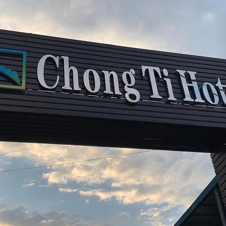 Chong Ti Hotel Dili Exterior photo