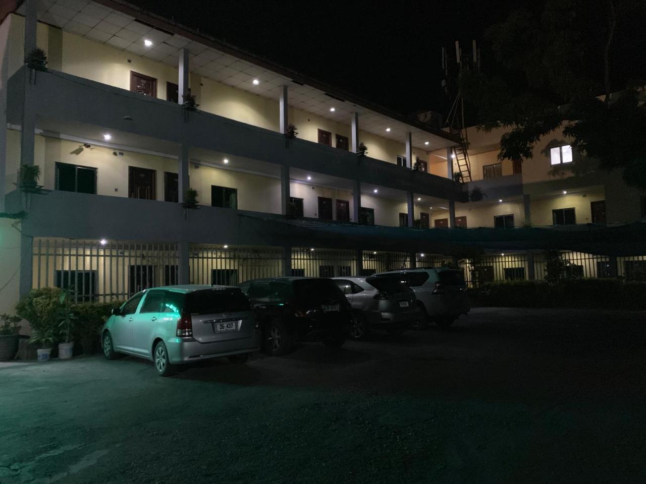 Chong Ti Hotel Dili Exterior photo